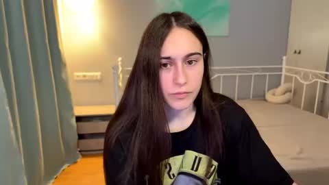 Snapshot of alicekollt chatting on June 19, 2026, 8:56 pm alicekollt online show from June 19, 2026, 8:56 pm