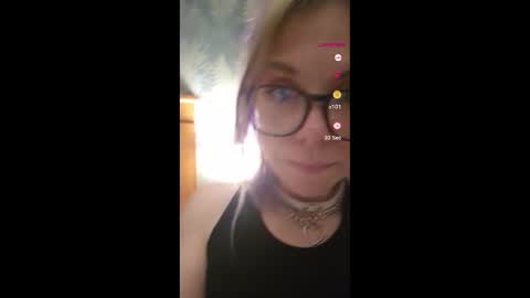 Alice Liddell online show from February 14, 2026, 12:40 am