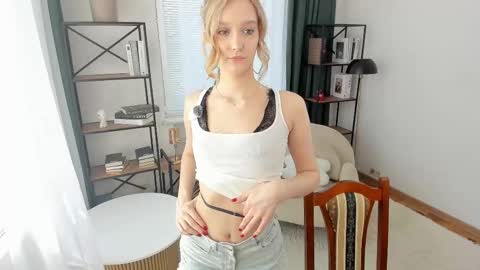 Serena online show from March 11, 2026, 9:48 am