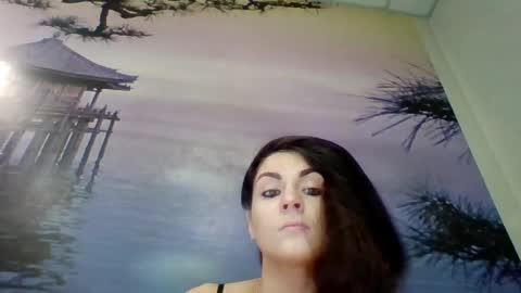 Snapshot of alicetailorrr chatting on May 21, 2026, 10:06 pm AliceTailorrr online show from May 21, 2026, 10:06 pm