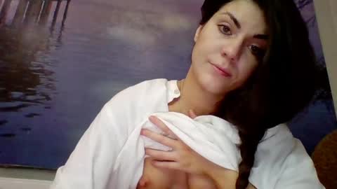 Snapshot of alicetailorrr chatting on May 23, 2026, 2:21 pm AliceTailorrr online show from May 23, 2026, 2:21 pm