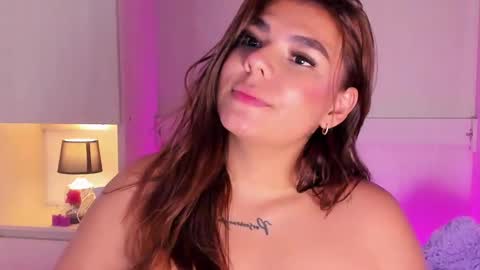 A L I C E  T H U N D E R online show from March 6, 2025, 9:58 am