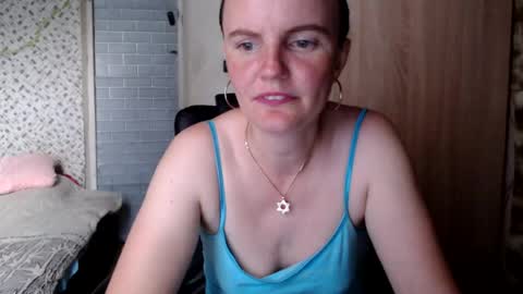 Snapshot of alicexbaby chatting on June 18, 2026, 12:20 pm Alicexbaby online show from June 18, 2026, 12:20 pm
