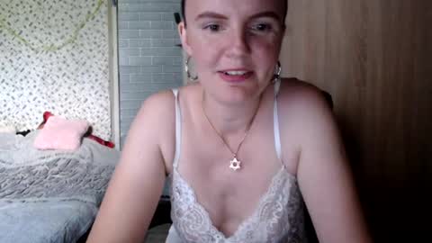 Snapshot of alicexbaby chatting on June 19, 2026, 10:30 am Alicexbaby online show from June 19, 2026, 10:30 am