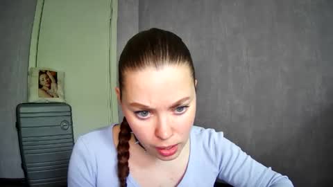 Snapshot of alicexfresh chatting on May 13, 2026, 6:33 am AlicexFresh online show from May 13, 2026, 6:33 am