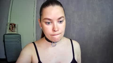 Snapshot of alicexfresh chatting on June 17, 2026, 11:56 am AlicexFresh online show from June 17, 2026, 11:56 am