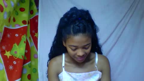 alicia9794 online show from May 13, 2026, 8:38 pm