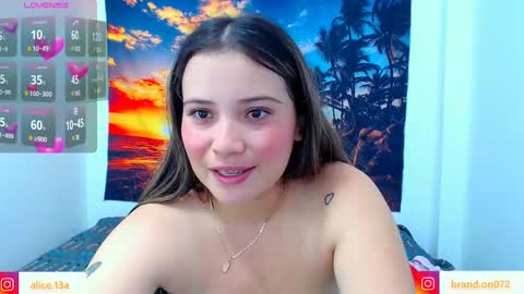 Snapshot of alicia_and_brandon chatting on January 22, 2025, 12:06 am CATALINA Y ANDRES online show from January 22, 2025, 12:06 am
