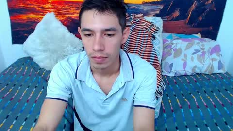 Snapshot of alicia_and_brandon chatting on January 23, 2025, 8:56 pm CATALINA Y ANDRES online show from January 23, 2025, 8:56 pm