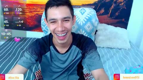 Snapshot of alicia_and_brandon chatting on January 29, 2025, 9:28 pm CATALINA Y ANDRES online show from January 29, 2025, 9:28 pm