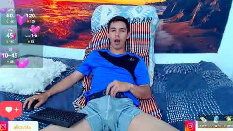 Snapshot of alicia_and_brandon chatting on February 12, 2025, 8:18 pm CATALINA Y ANDRES online show from February 12, 2025, 8:18 pm