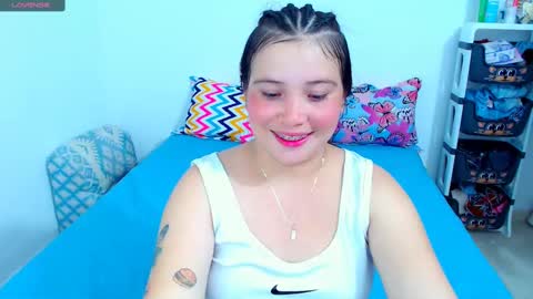 Snapshot of alicia_and_brandon chatting on March 5, 2025, 11:16 pm CATALINA Y ANDRES online show from March 5, 2025, 11:16 pm