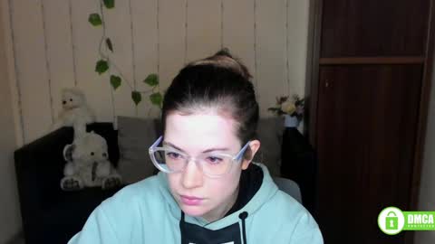 Alicia online show from February 1, 2025, 12:26 pm