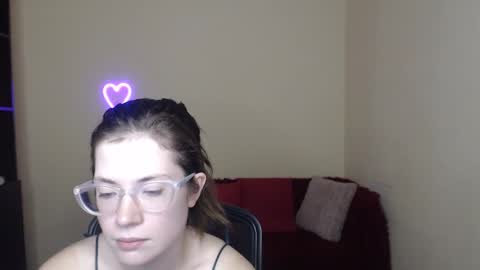 Alicia online show from February 6, 2025, 12:43 am