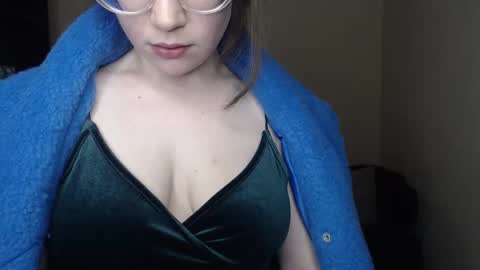 Alicia online show from February 8, 2025, 9:35 am