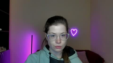 Alicia online show from March 1, 2025, 6:35 am