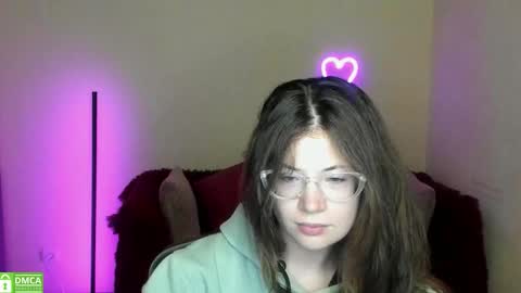 Alicia online show from September 9, 2025, 11:21 am