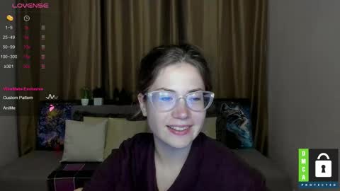 Alicia online show from October 4, 2025, 5:22 pm