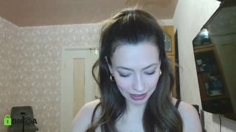 Snapshot of alicia_savory chatting on December 16, 2024, 4:13 am Alicia online show from December 16, 2024, 4:13 am