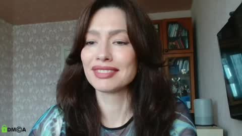 Snapshot of alicia_savory chatting on June 10, 2026, 12:59 pm Alicia online show from June 10, 2026, 12:59 pm