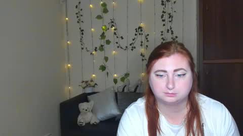 Snapshot of alicia_side_red chatting on June 3, 2026, 11:35 am Alicia online show from June 3, 2026, 11:35 am
