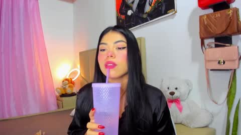 Snapshot of aliciabiden chatting on October 2, 2025, 5:14 am aliciabiden online show from October 2, 2025, 5:14 am