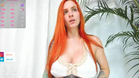 aliciakozlov online show from April 23, 2026, 10:23 pm