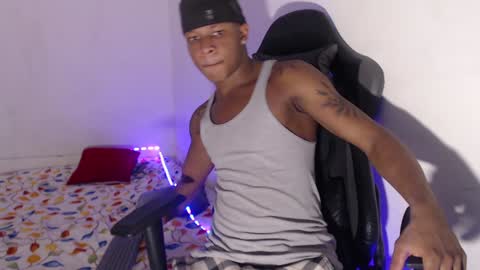 Snapshot of alid_17 chatting on December 13, 2024, 1:26 am Alid 17 online show from December 13, 2024, 1:26 am