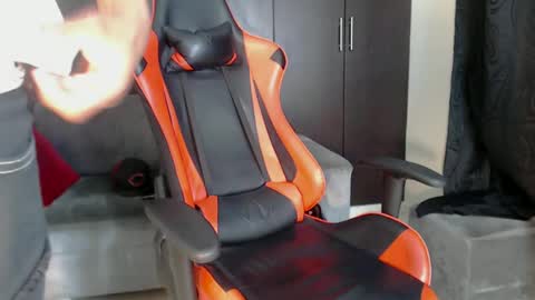 Snapshot of alid_17 chatting on March 1, 2025, 9:59 pm Alid 17 online show from March 1, 2025, 9:59 pm