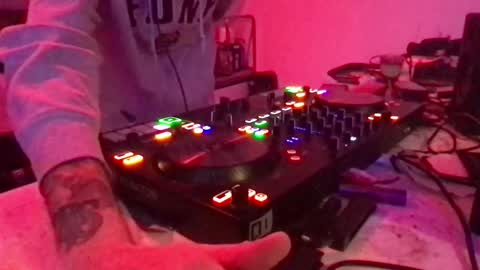 Snapshot of alien8720 chatting on January 31, 2025, 7:08 pm busco rockera online show from January 31, 2025, 7:08 pm