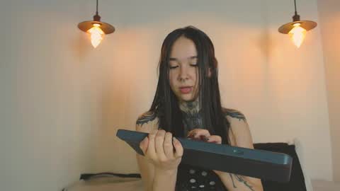    online show from April 16, 2026, 2:45 am