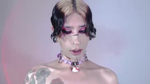 Snapshot of alienexxx chatting on December 27, 2024, 4:36 am     online show from December 27, 2024, 4:36 am