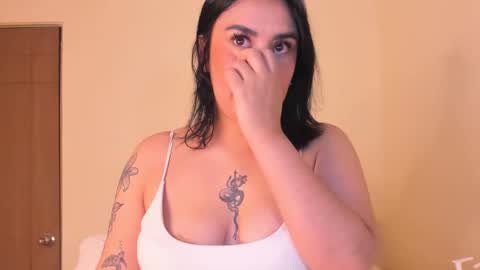 Snapshot of aliice_69 chatting on December 2, 2024, 1:13 pm aliice_69 online show from December 2, 2024, 1:13 pm