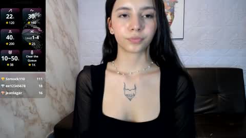Snapshot of aliice_greco chatting on February 5, 2025, 11:17 pm Alice online show from February 5, 2025, 11:17 pm