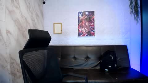 Snapshot of aliice_greco chatting on March 11, 2025, 3:34 pm Alice online show from March 11, 2025, 3:34 pm