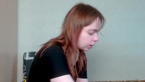 Snapshot of aliiice_stone chatting on September 24, 2025, 11:35 am Alice online show from September 24, 2025, 11:35 am