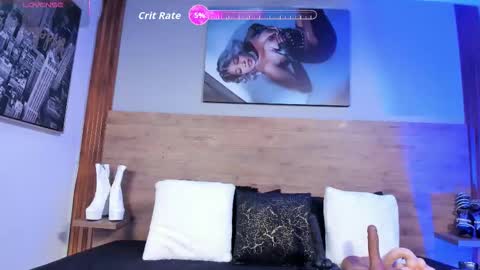 Alisson online show from March 18, 2026, 12:19 pm