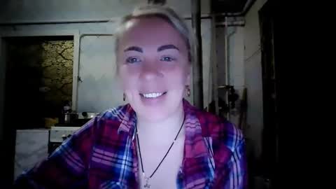 Alina online show from April 15, 2026, 5:14 am