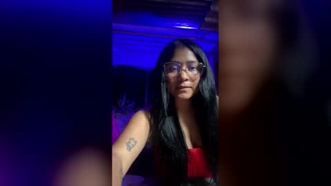 lili online show from March 18, 2026, 4:48 am