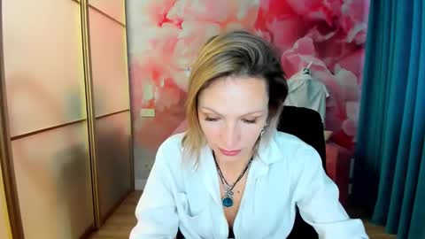 AlinaMoor online show from January 17, 2026, 6:51 am