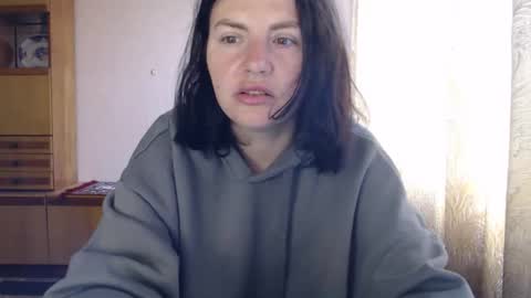 AlinaxJames online show from April 26, 2026, 7:28 am