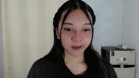 Shanti xhey online show from December 18, 2025, 9:54 pm