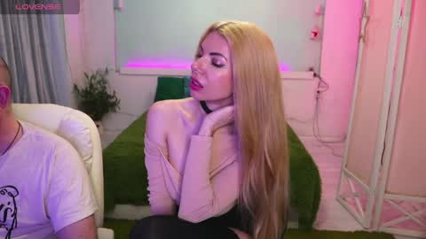 Alisa Aleks online show from April 14, 2026, 7:20 pm