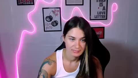 Snapshot of alisarossy chatting on May 27, 2026, 2:30 am Alisa online show from May 27, 2026, 2:30 am