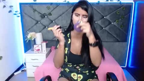 alisha_gamskar13 online show from April 20, 2026, 1:14 pm