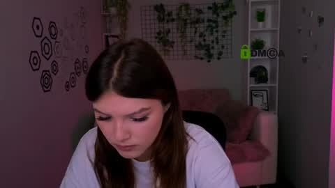 Alisha online show from May 20, 2026, 1:39 pm