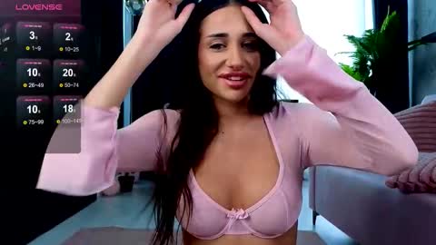 Snapshot of alishaskye chatting on March 31, 2026, 3:19 am Alishaskye online show from March 31, 2026, 3:19 am