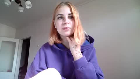 Alisa online show from September 26, 2025, 7:45 am