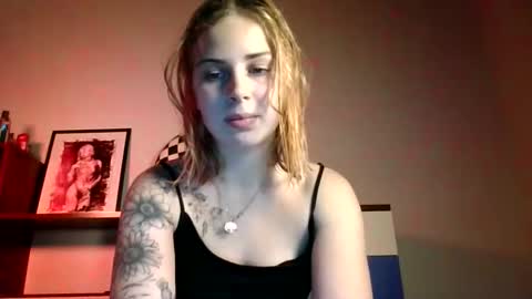 Alisa online show from October 30, 2025, 3:02 pm