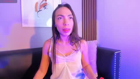 Snapshot of alison_bonnet chatting on October 23, 2025, 11:46 pm Alison Bonnet online show from October 23, 2025, 11:46 pm